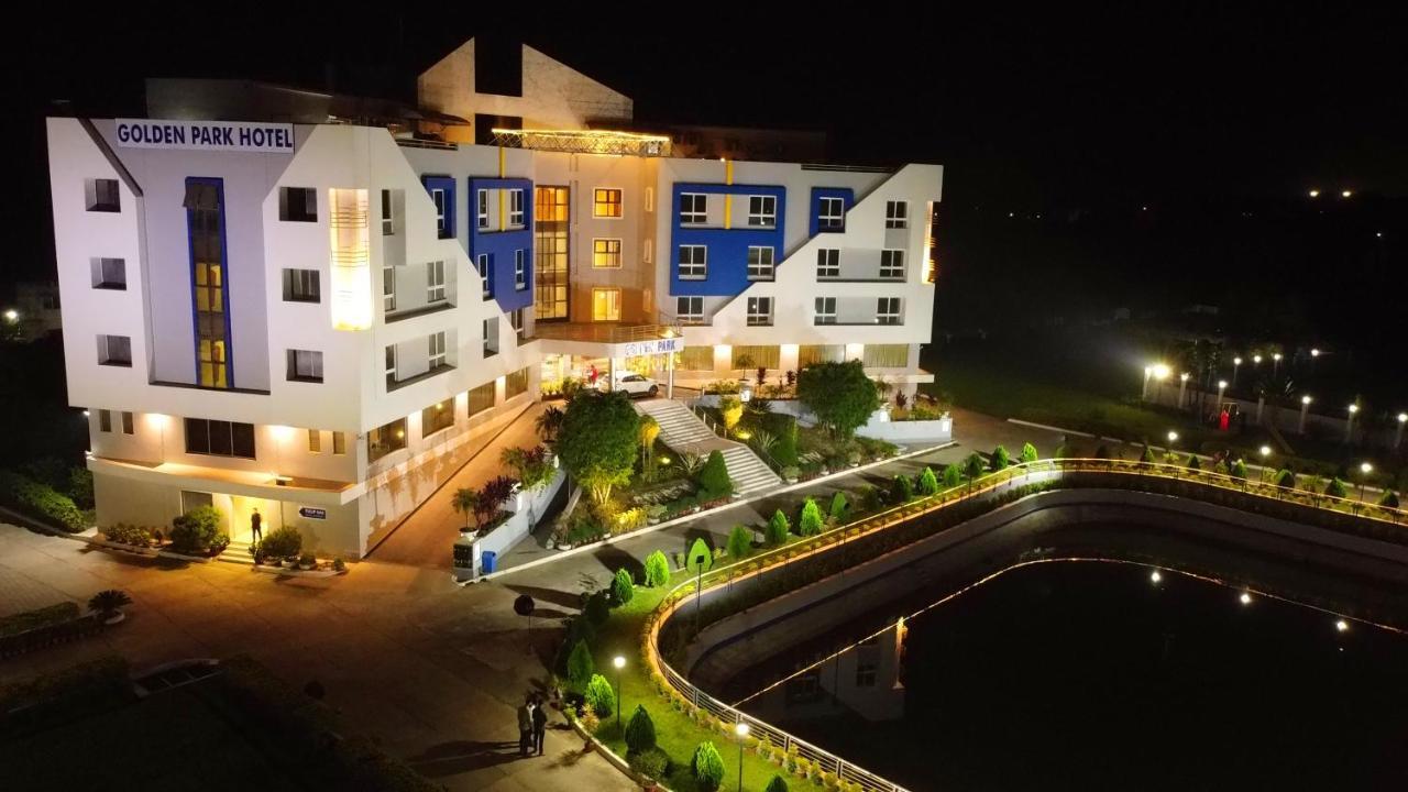 Golden Park Hotel & Resort Malda Exterior photo